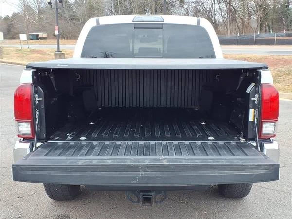2019 Toyota Tacoma 3rd Gen - Image 8 of 19