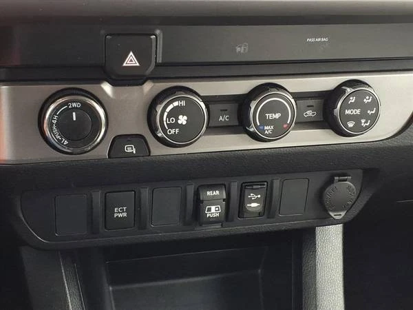 2019 Toyota Tacoma 3rd Gen - Image 14 of 19