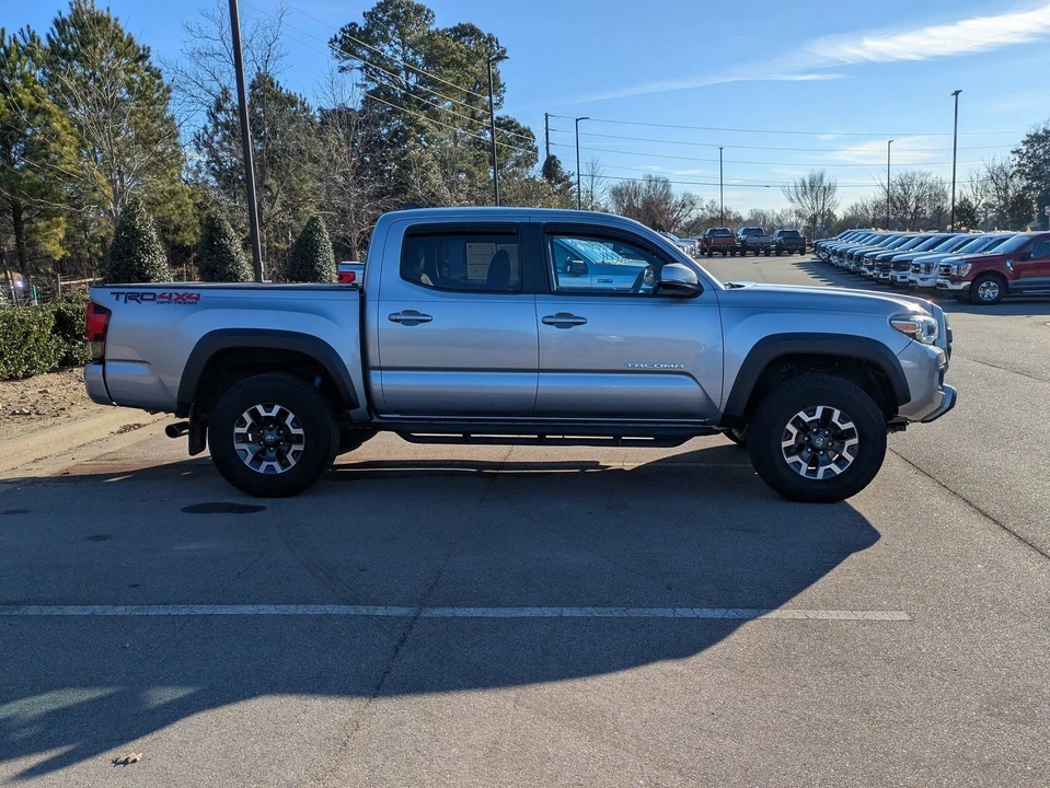 2019 Toyota Tacoma 3rd Gen - Image 3 of 12