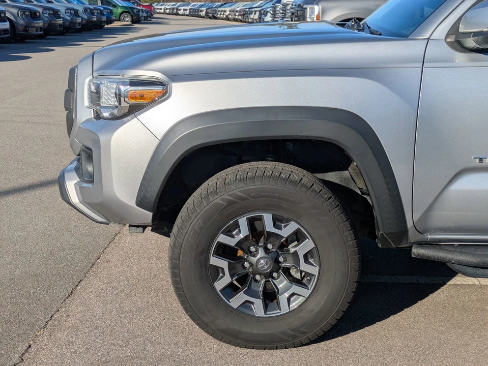 2019 Toyota Tacoma 3rd Gen - Image 11 of 12