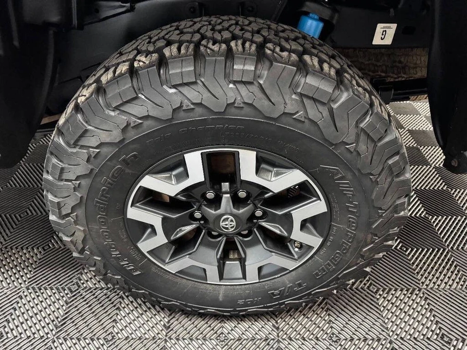 2019 Toyota Tacoma 3rd Gen - Image 20 of 21