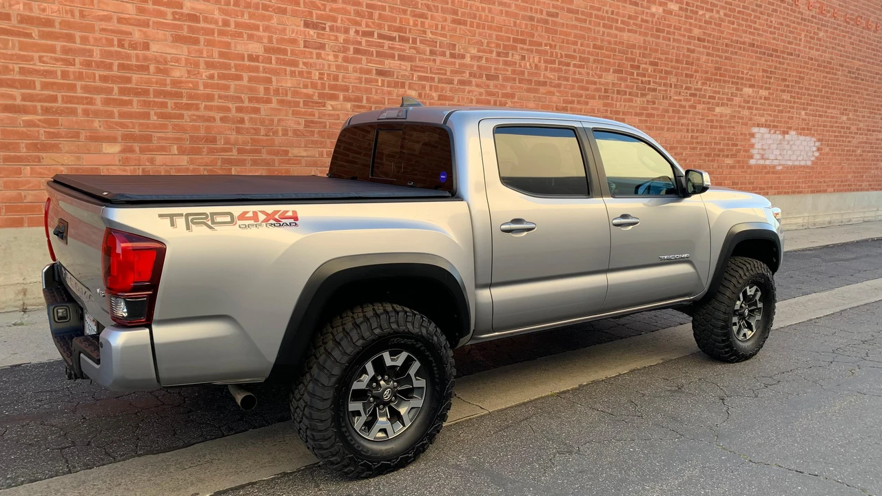 2019 Toyota Tacoma 3rd Gen - Image 16 of 31