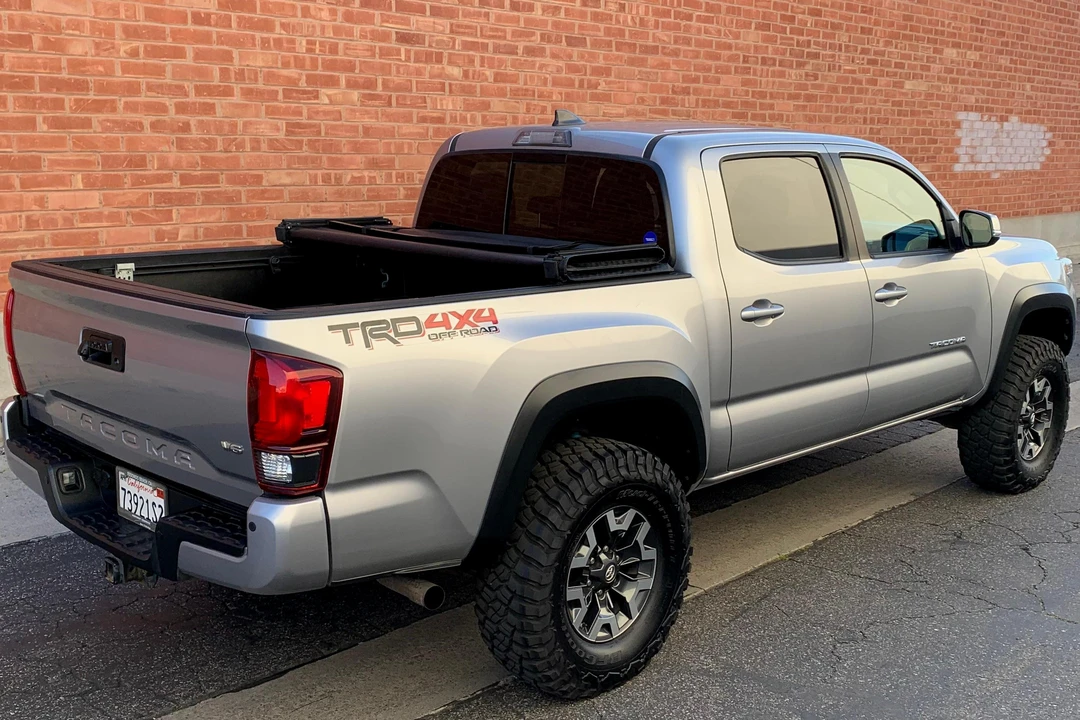 2019 Toyota Tacoma 3rd Gen - Image 5 of 31