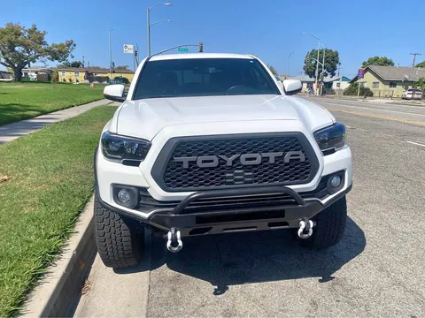 2019 Toyota Tacoma TRD Off-Road Pickup 4D 5 ft