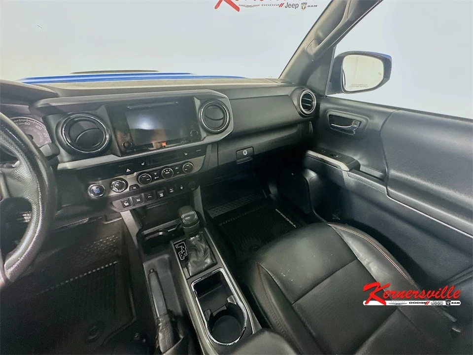 2019 Toyota Tacoma 3rd Gen - Image 11 of 12