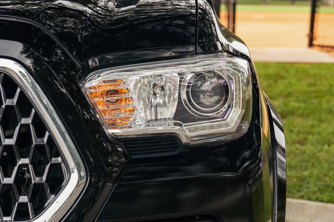 2019 Toyota Tacoma 3rd Gen - Image 13 of 31