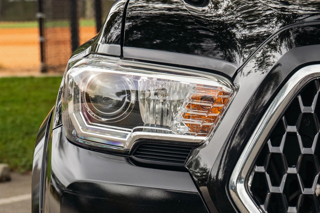 2019 Toyota Tacoma 3rd Gen - Image 10 of 31