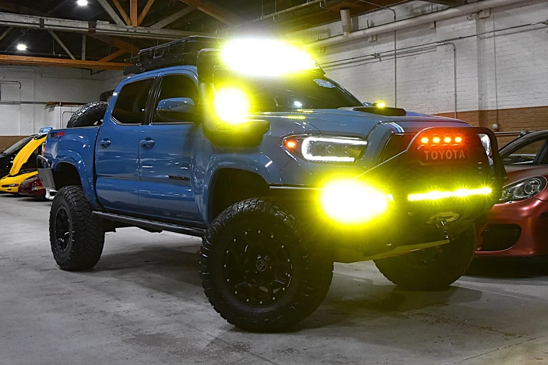 2019 Toyota Tacoma 3rd Gen - Image 3 of 12