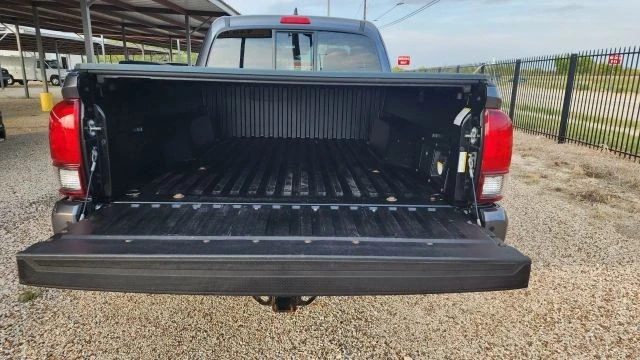 2019 Toyota Tacoma 3rd Gen - Image 20 of 21