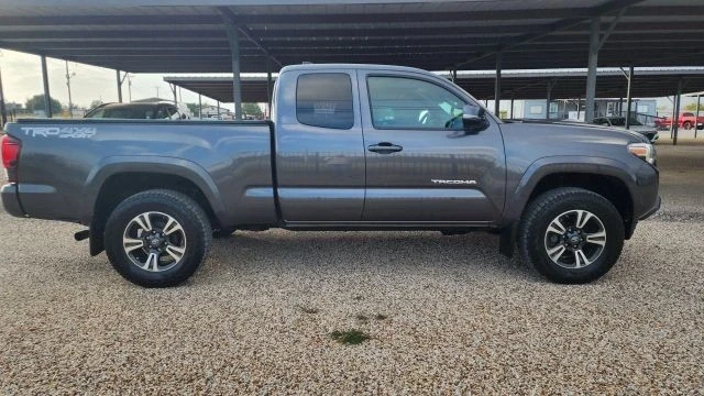 2019 Toyota Tacoma 3rd Gen - Image 14 of 21
