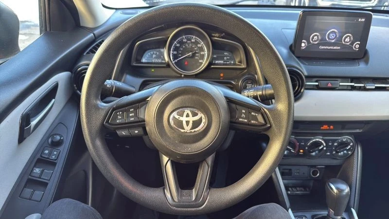2019 Toyota Yaris - Image 10 of 12