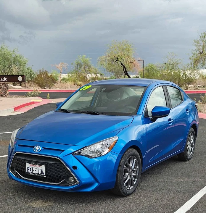 2019 Toyota Yaris - Image 2 of 18