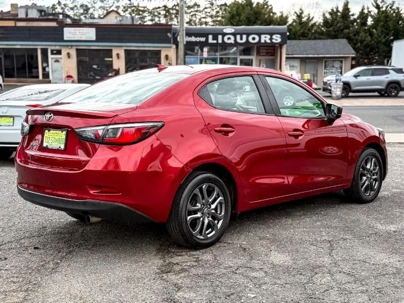 2019 Toyota Yaris - Image 5 of 12
