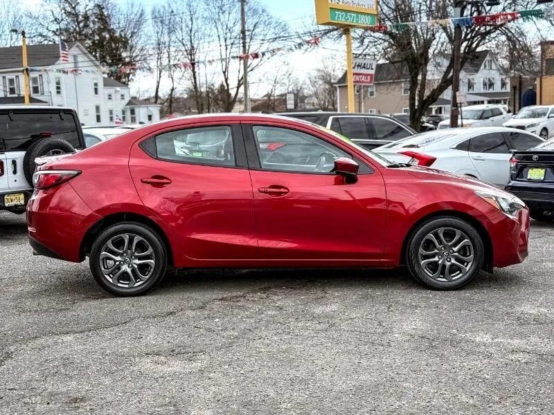 2019 Toyota Yaris - Image 4 of 12