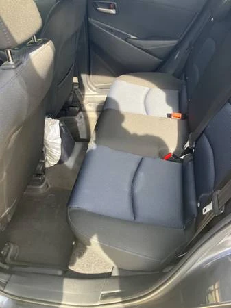 2019 Toyota Yaris - Image 8 of 13
