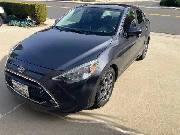2019 Toyota Yaris - Image 2 of 13