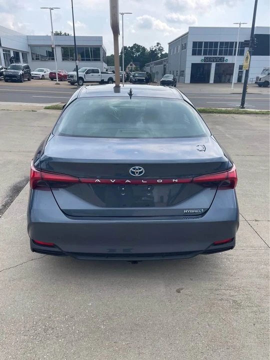 2019 Toyota Avalon 5th Gen - Image 9 of 9