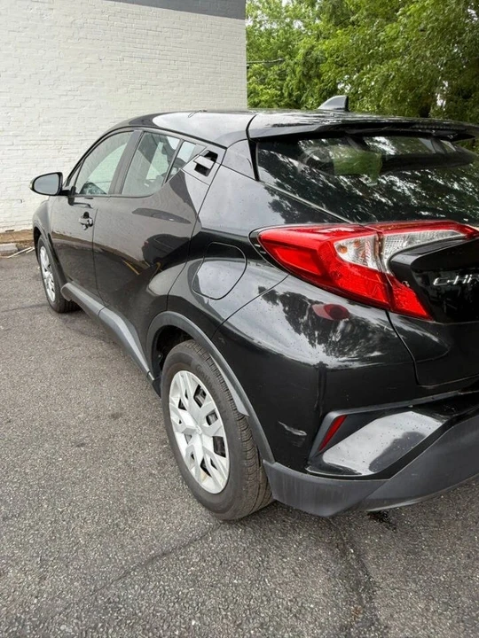2019 Toyota C-HR - Image 7 of 13