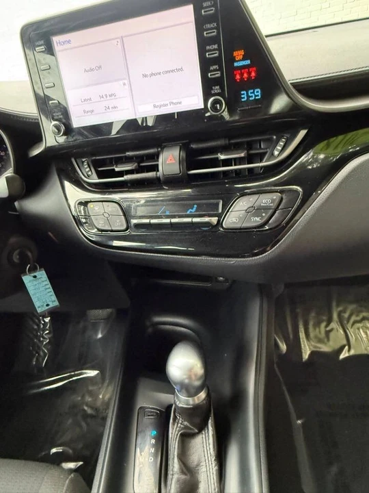 2019 Toyota C-HR - Image 5 of 13