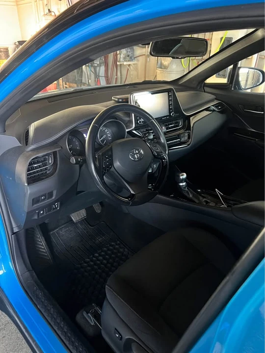 2019 Toyota C-HR - Image 6 of 15