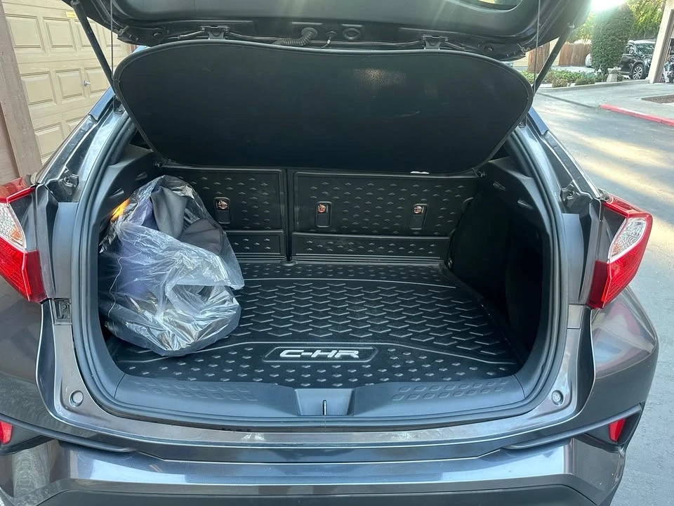 2019 Toyota C-HR - Image 10 of 12