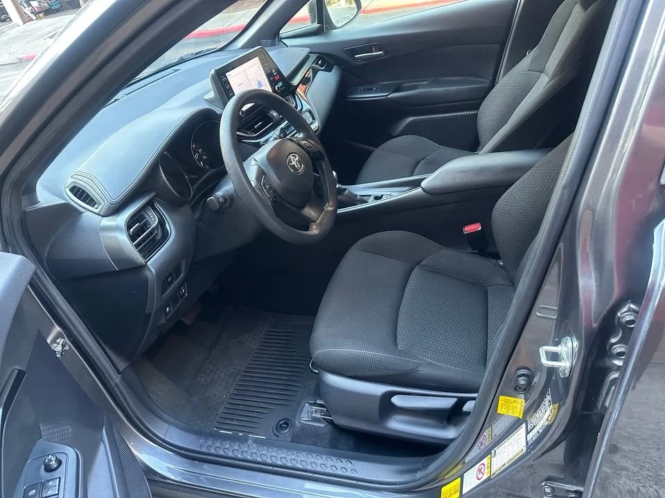 2019 Toyota C-HR - Image 11 of 12