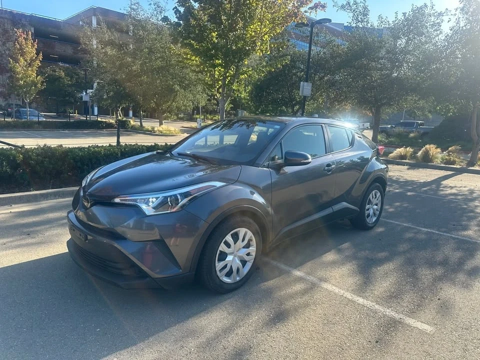 2019 Toyota C-HR - Image 5 of 12