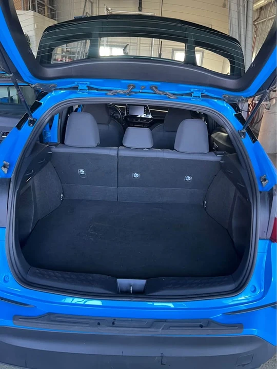 2019 Toyota C-HR - Image 13 of 15