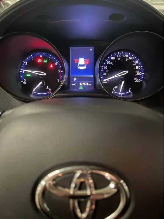 2019 Toyota C-HR - Image 10 of 14