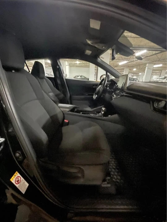 2019 Toyota C-HR - Image 5 of 14