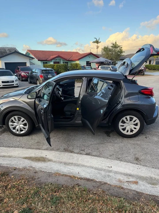 2019 Toyota C-HR - Image 4 of 6