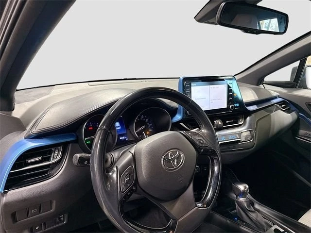 2019 Toyota C-HR - Image 7 of 18