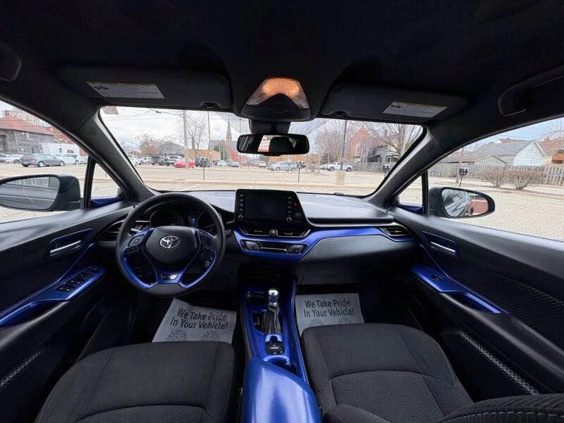 2019 Toyota C-HR - Image 9 of 20