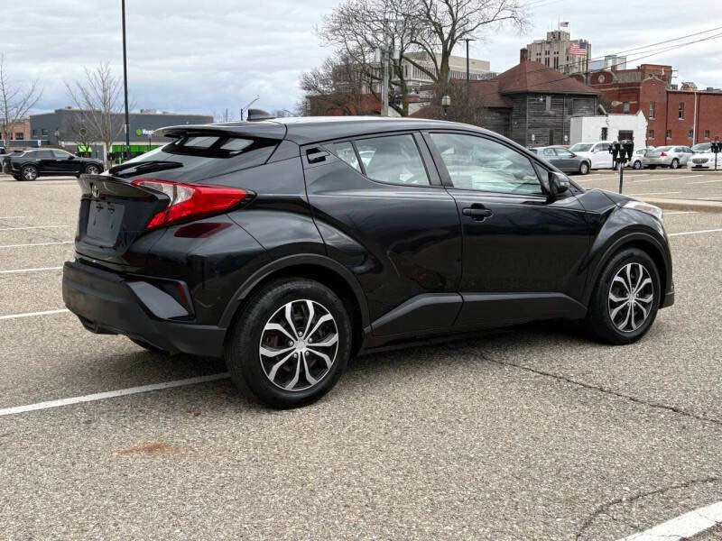 2019 Toyota C-HR - Image 6 of 20