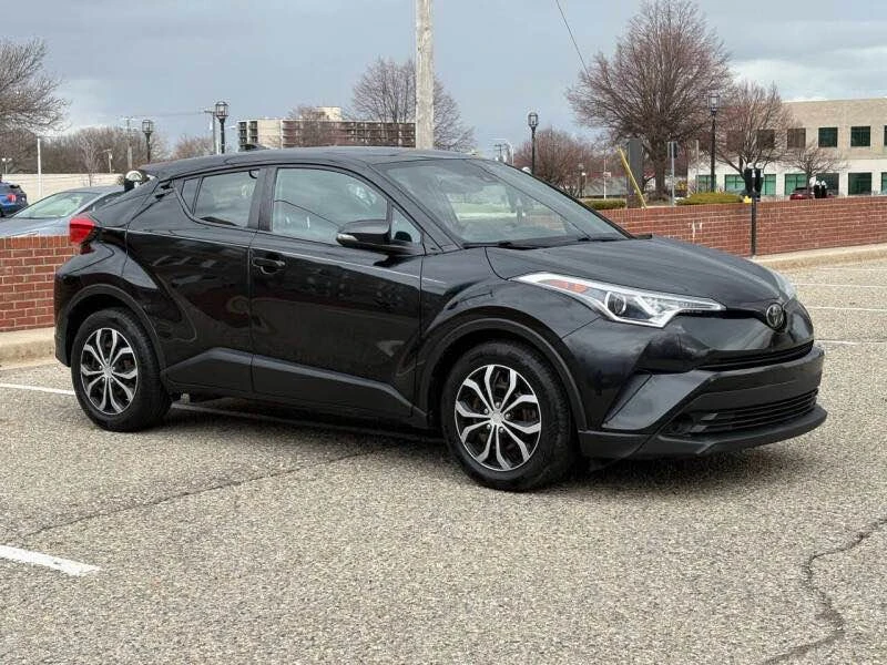 2019 Toyota C-HR - Image 8 of 20