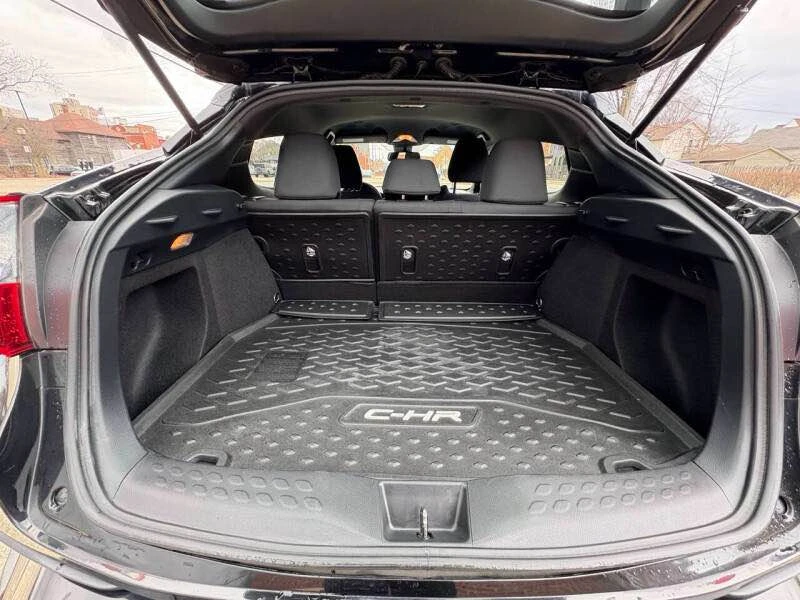 2019 Toyota C-HR - Image 14 of 20