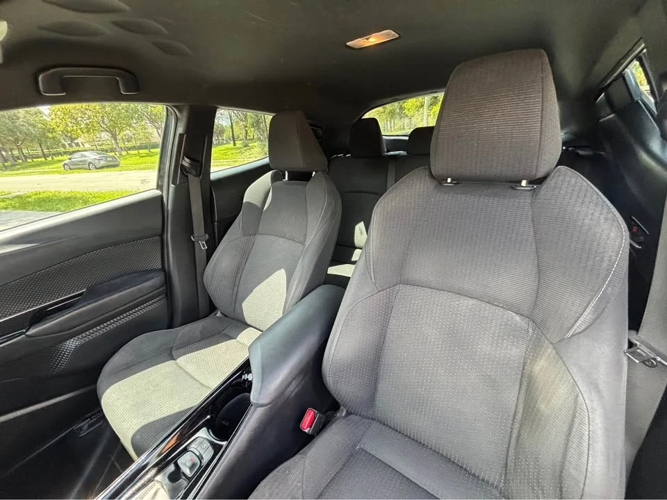 2019 Toyota C-HR - Image 14 of 15