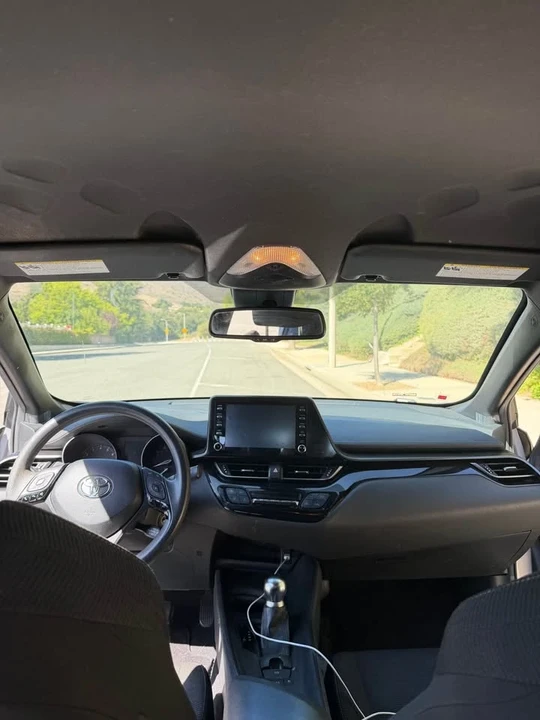 2019 Toyota C-HR - Image 2 of 12