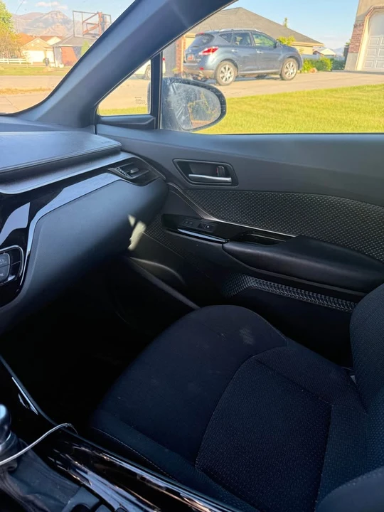 2019 Toyota C-HR - Image 15 of 20