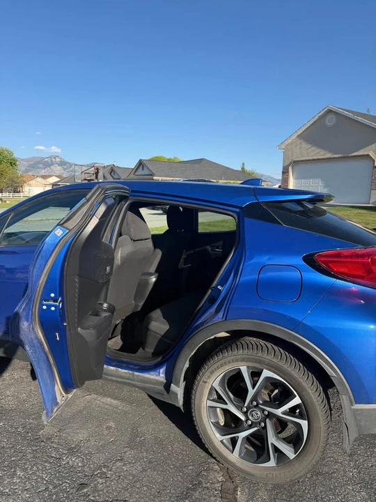 2019 Toyota C-HR - Image 8 of 20