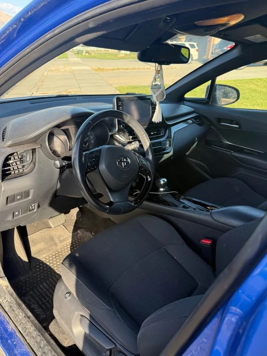 2019 Toyota C-HR - Image 11 of 20