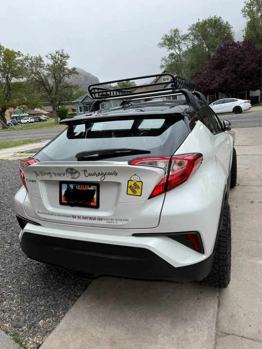 2019 Toyota C-HR - Image 4 of 9