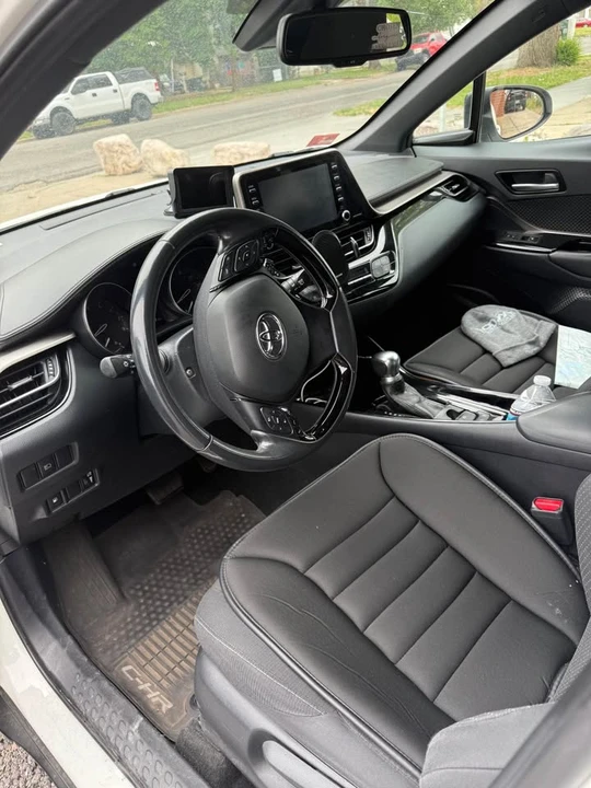 2019 Toyota C-HR - Image 8 of 9