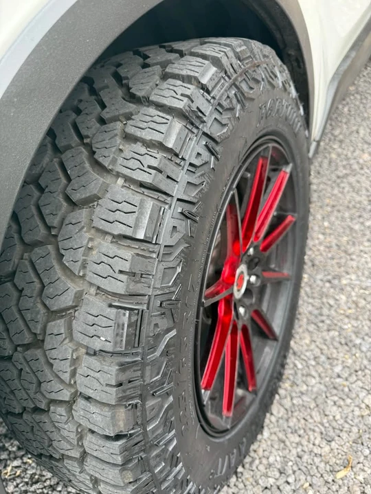 2019 Toyota C-HR - Image 5 of 9