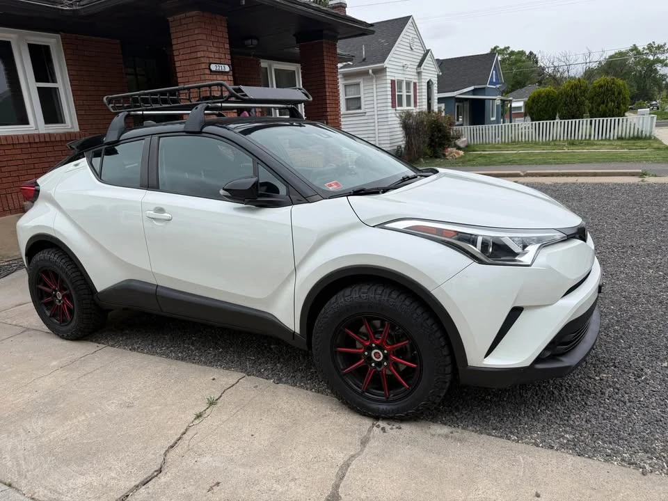 2019 Toyota C-HR - Image 2 of 9