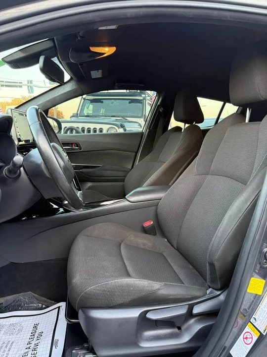 2019 Toyota C-HR - Image 17 of 19