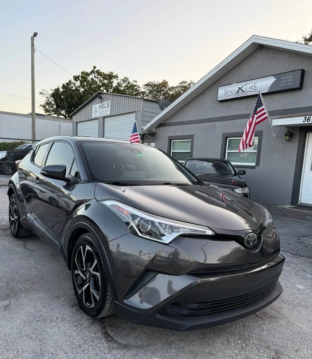 2019 Toyota C-HR - Image 11 of 19
