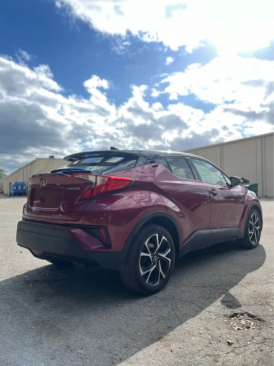 2019 Toyota C-HR - Image 4 of 11