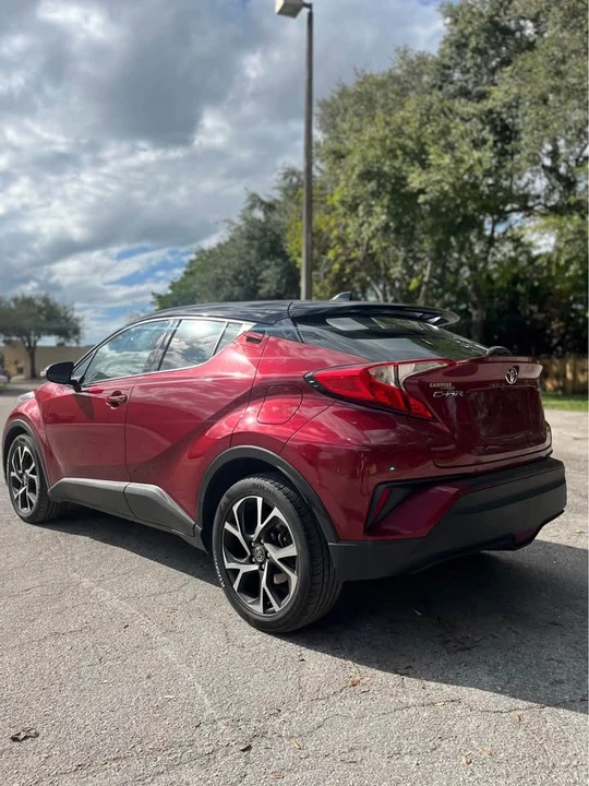 2019 Toyota C-HR - Image 6 of 11