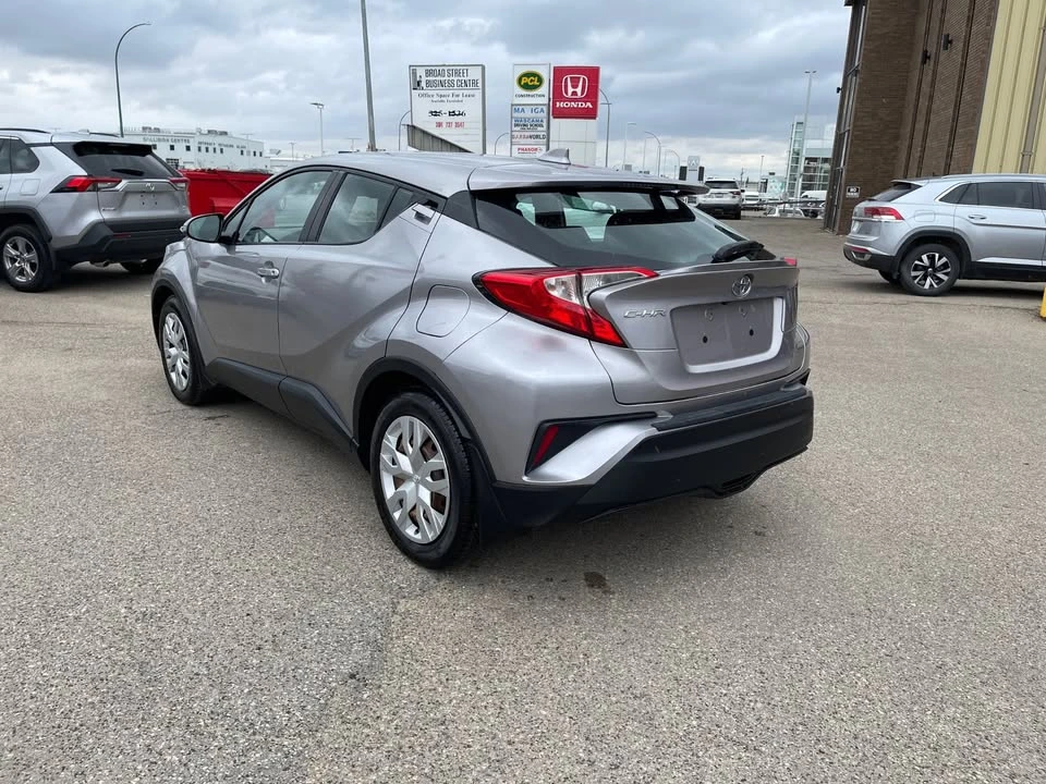 2019 Toyota C-HR - Image 6 of 10
